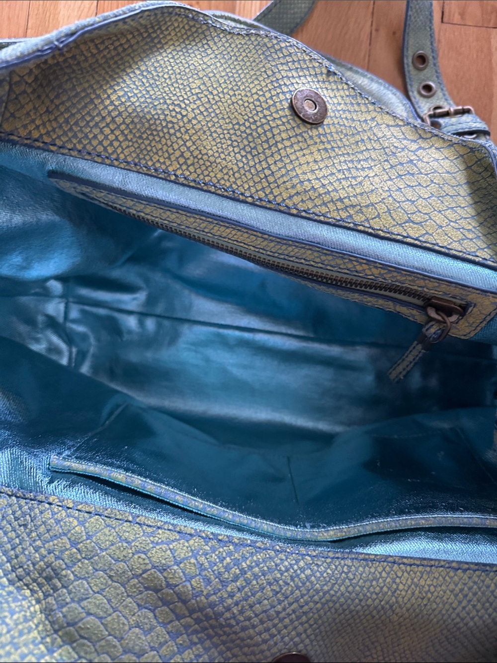Liebeskind Turquoise Green Snake-Embossed Leather Shoulder Bag - Picture 7 of 10